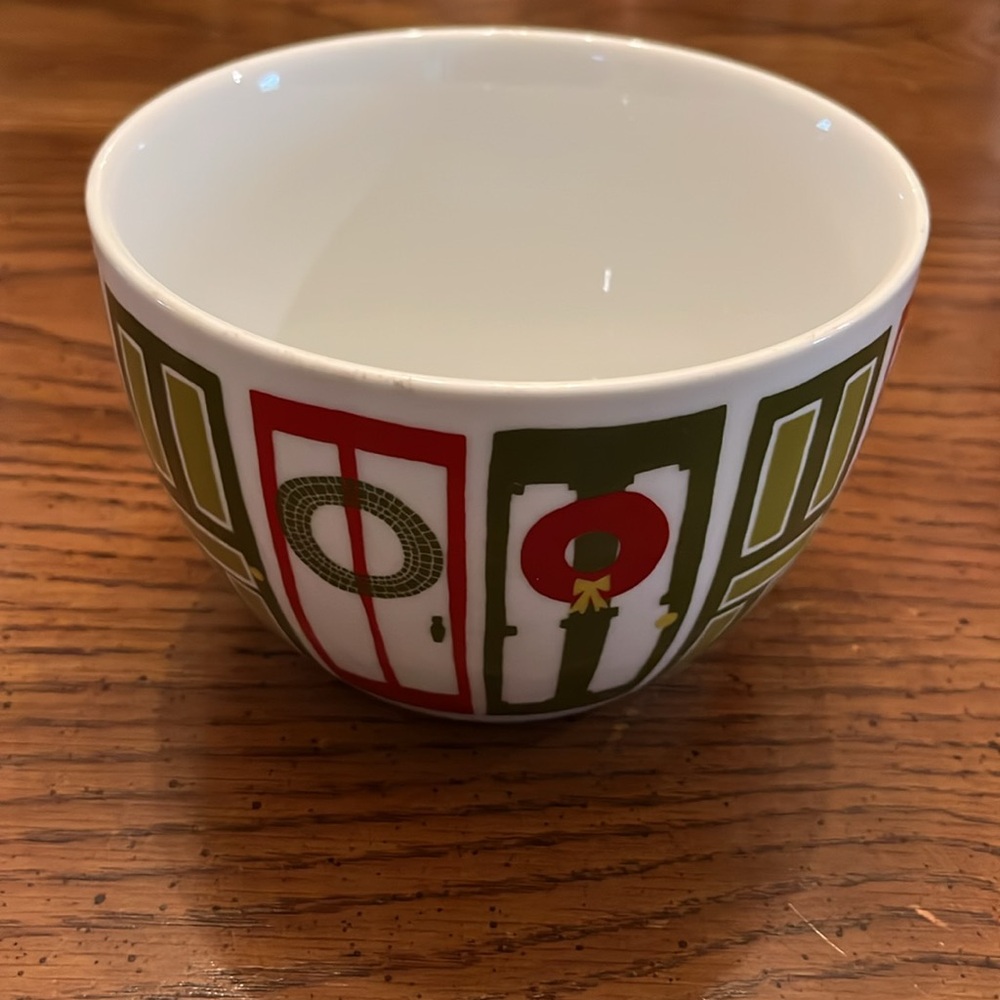 Crate&Barrel‎ holiday nesting bowls - Picture 13 of 16